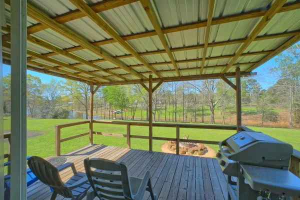 $345,000 | 510 Pecan Estates Loop, Hemphill, TX 75948