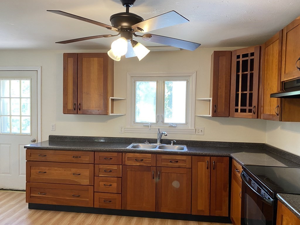 70 West Main Street Ware, MA 01082 - Photo 8 of 31 Gallery Image 8