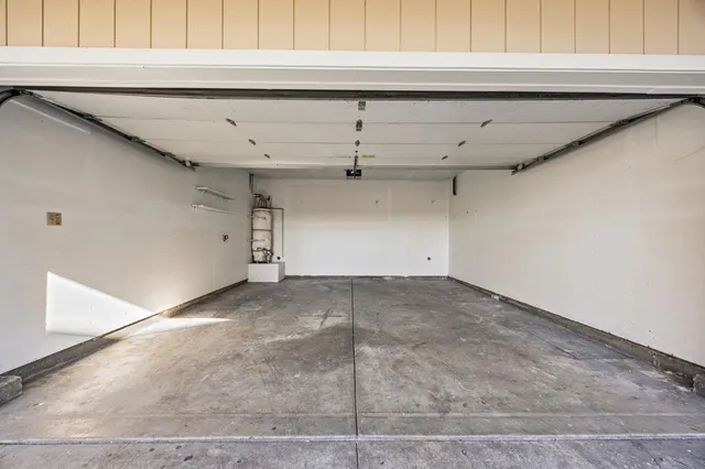 $1,372,798 | 22241-22241 South Garden Avenue, Hayward, CA 94541