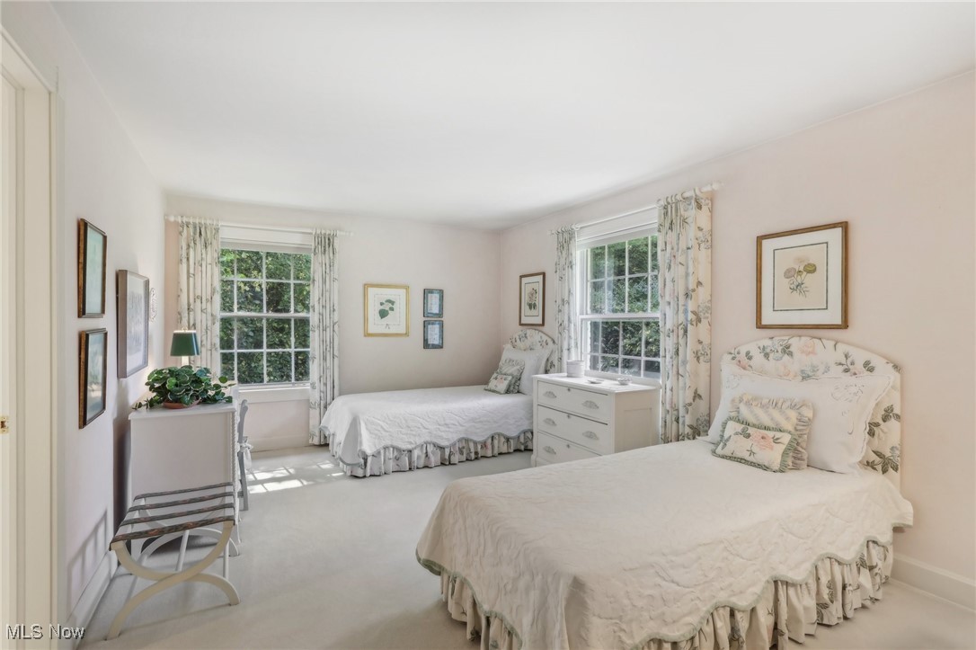 2060 Stockbridge Road Akron, OH 44313 - Photo 24 of 41 Bedroom featuring light colored carpet