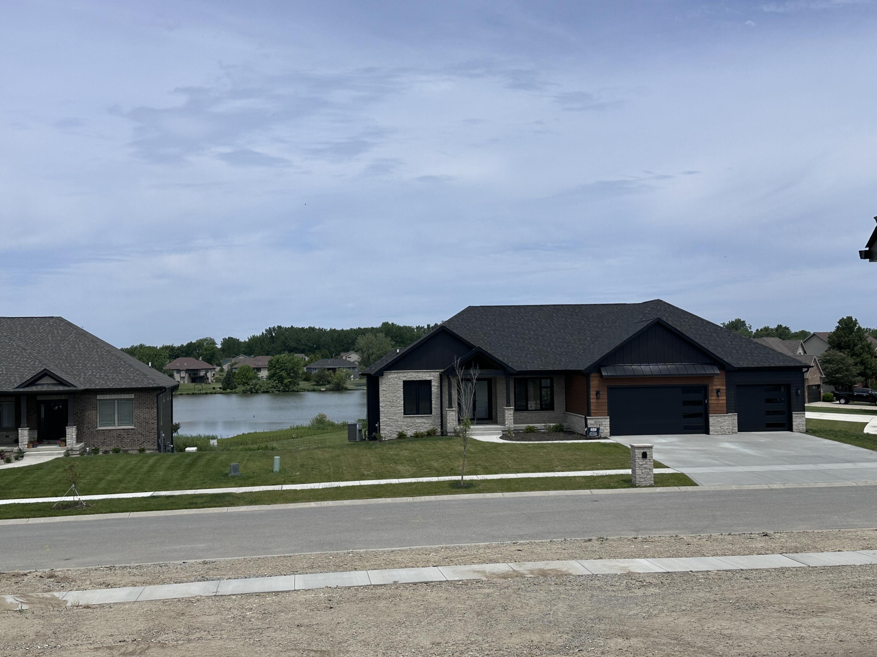 10148 Springlake Road St. John, IN 46373 - Photo 5 of 26 3000x2250