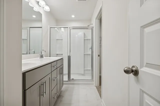 a view of white house