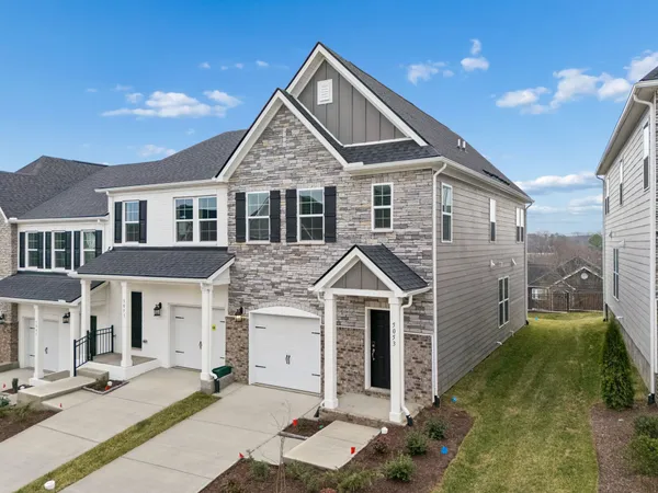 a front view of house with yard