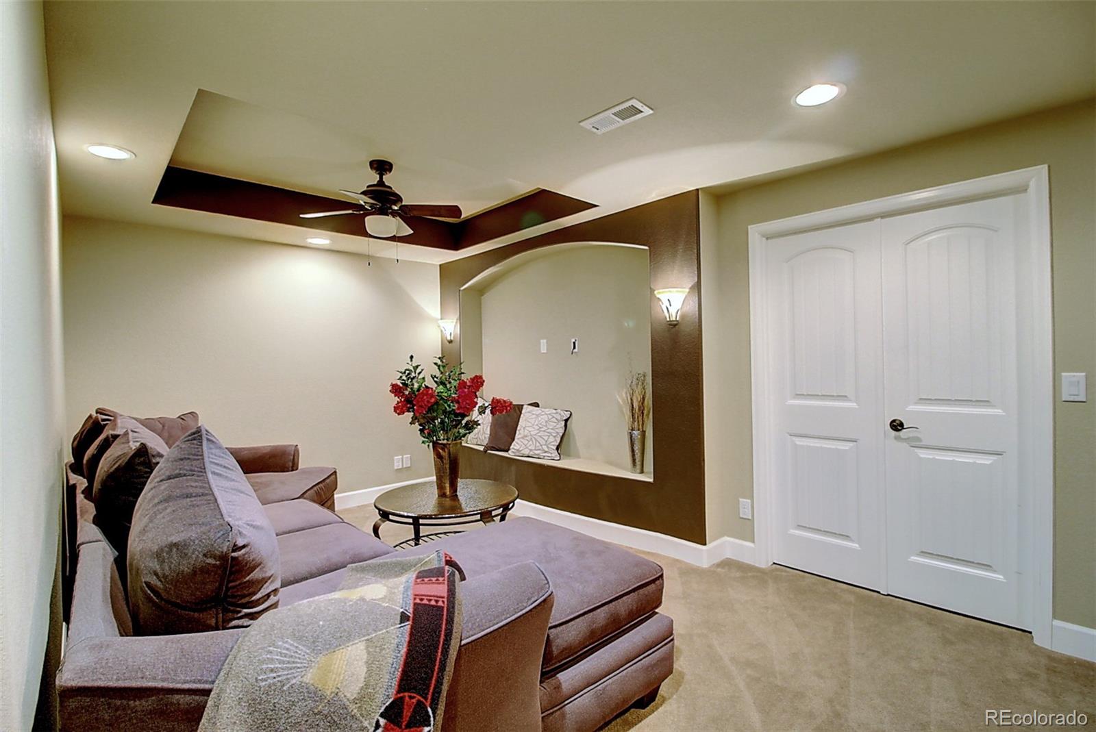 16330 Avalanche Run Broomfield, CO 80023 - Photo 26 of 39 a living room with furniture