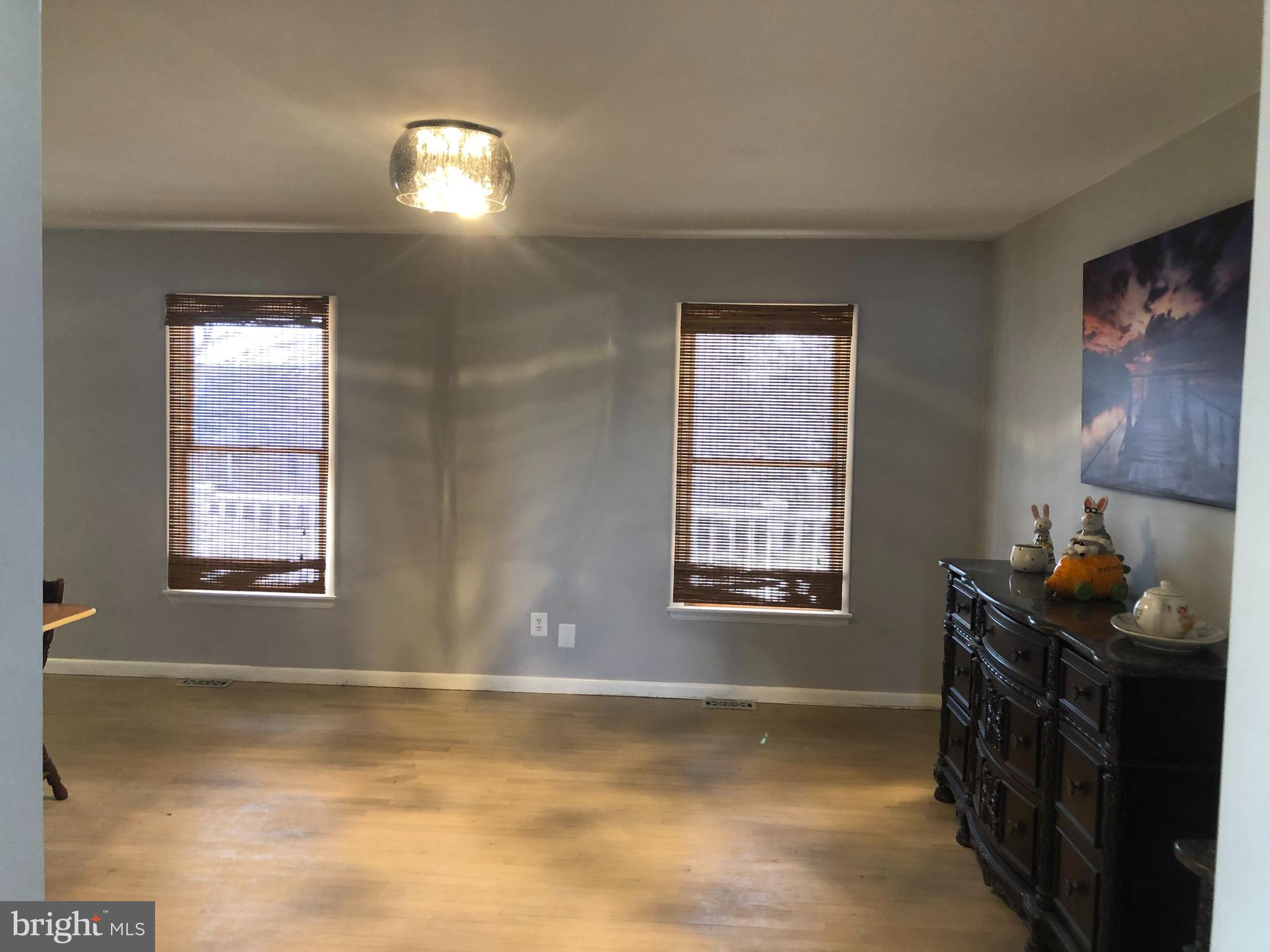 2313 Maple Road Baltimore, MD 21219 - Photo 15 of 49
