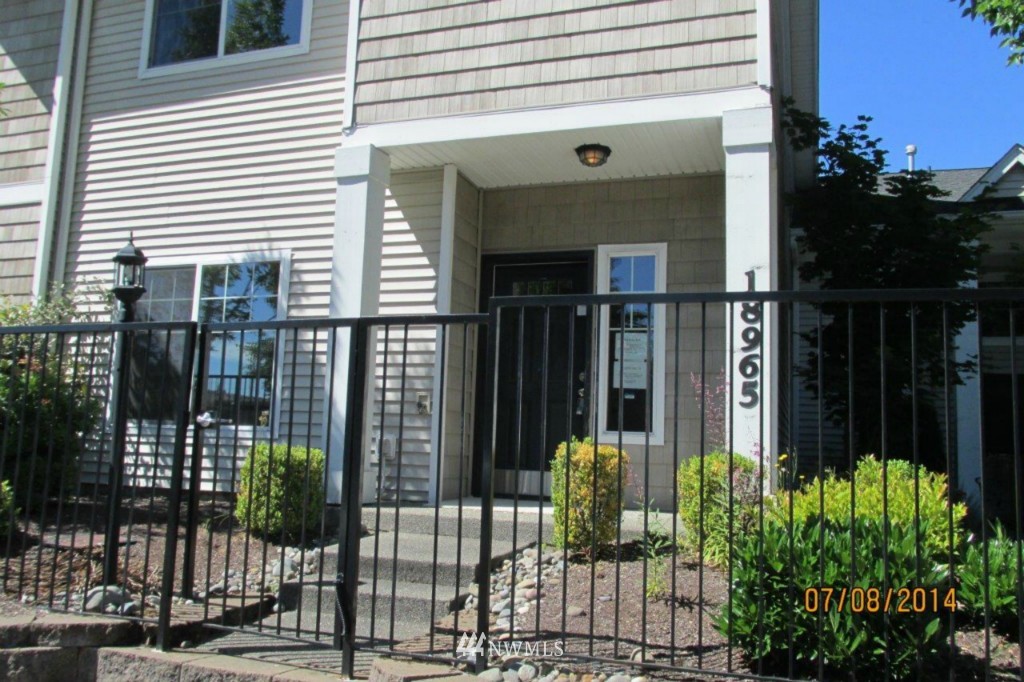 18965 108th Lane Southeast Renton, WA 98055 - Photo 1 of 9 Gallery Image 1
