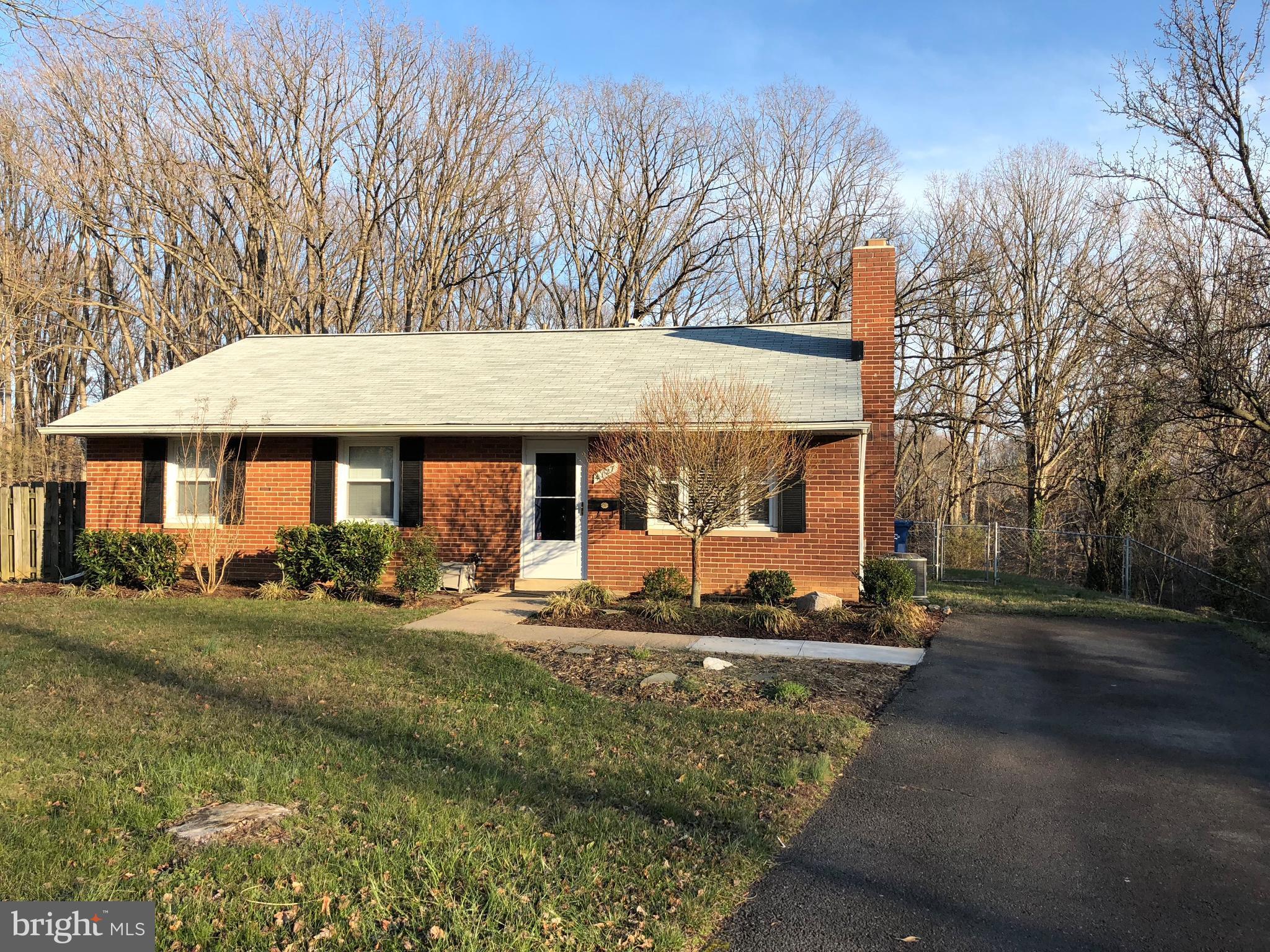 4127 Conrad Road Alexandria, VA 22312 - Photo 2 of 22 Exterior (Front)
