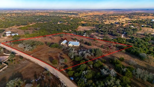 a view of a outdoor space