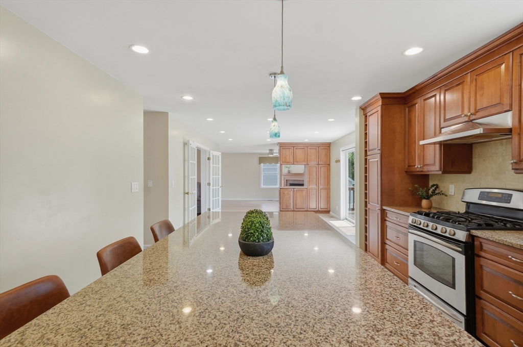 7 Riverside Street Danvers, MA 01923 - Photo 7 of 40