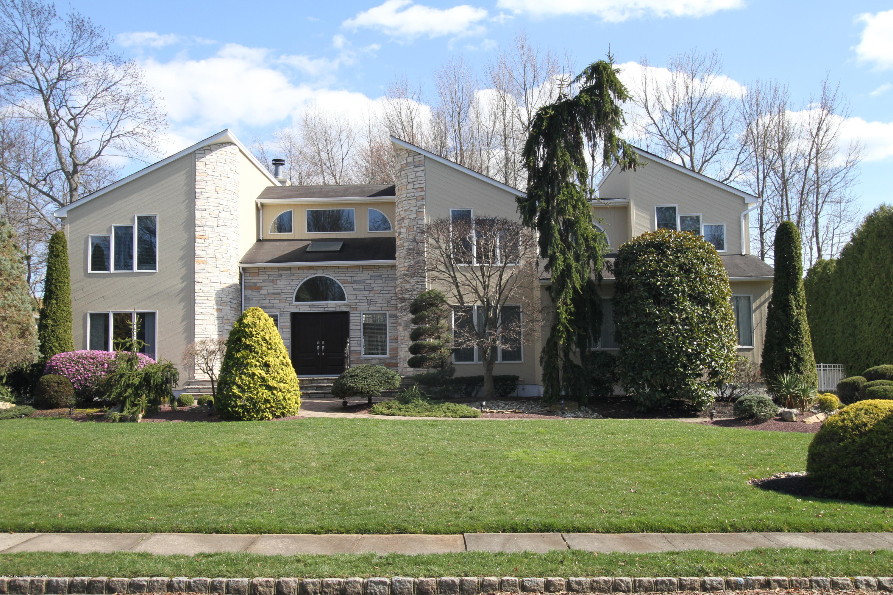 305 Brian Drive Morganville, NJ 07751 - Photo 1 of 41 IMG_8511