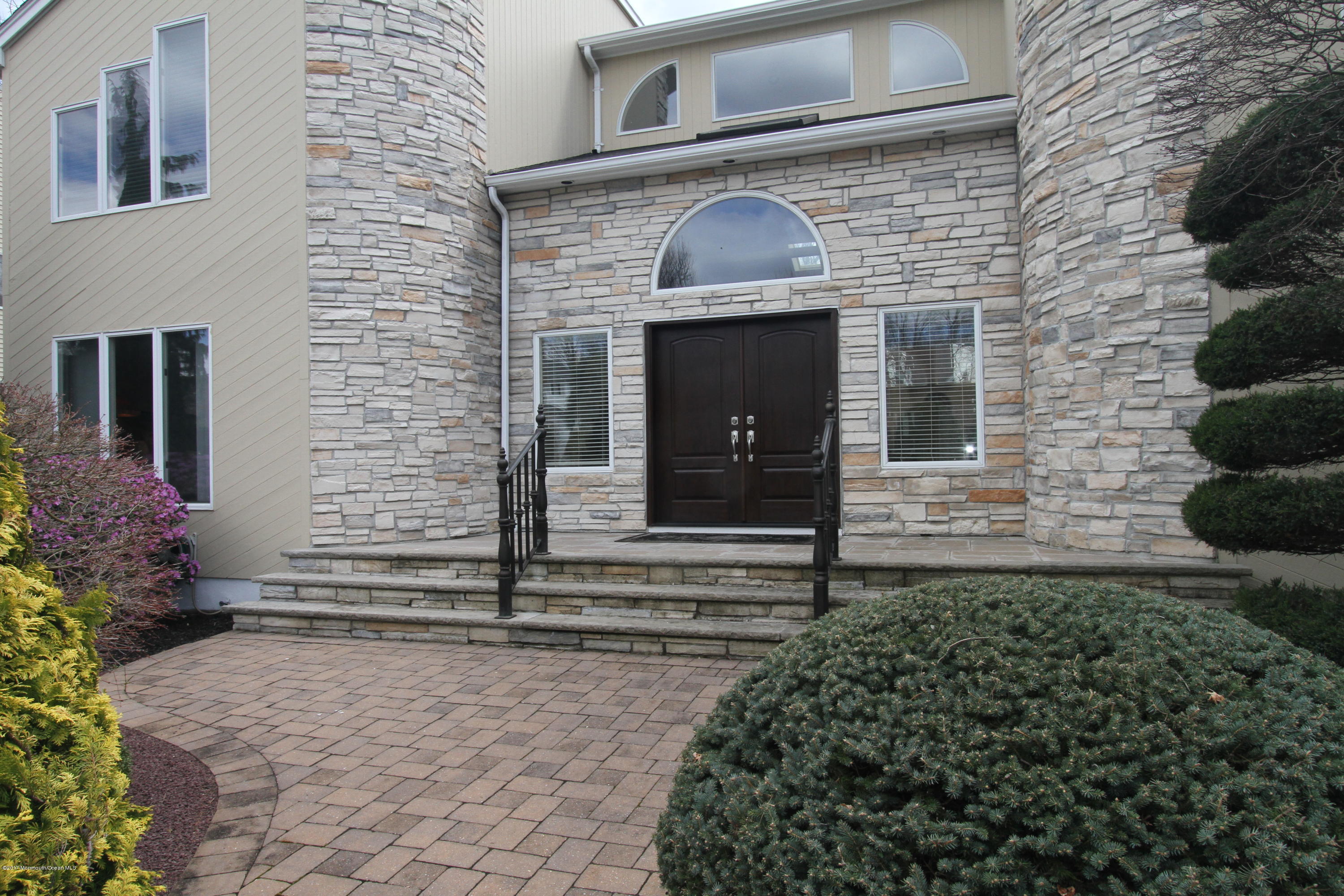 305 Brian Drive Morganville, NJ 07751 - Photo 2 of 41 IMG_8422