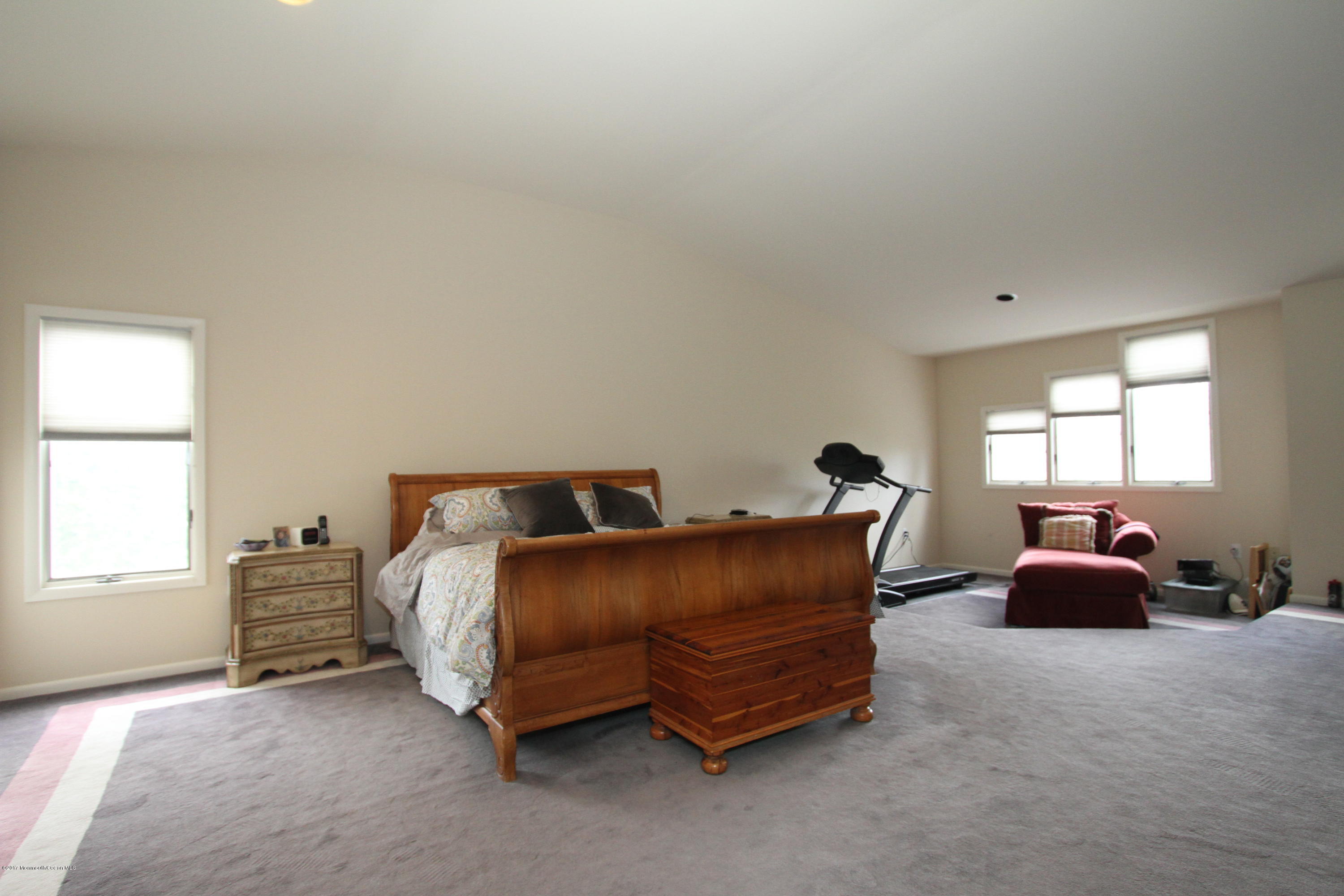 305 Brian Drive Morganville, NJ 07751 - Photo 19 of 41 IMG_8341