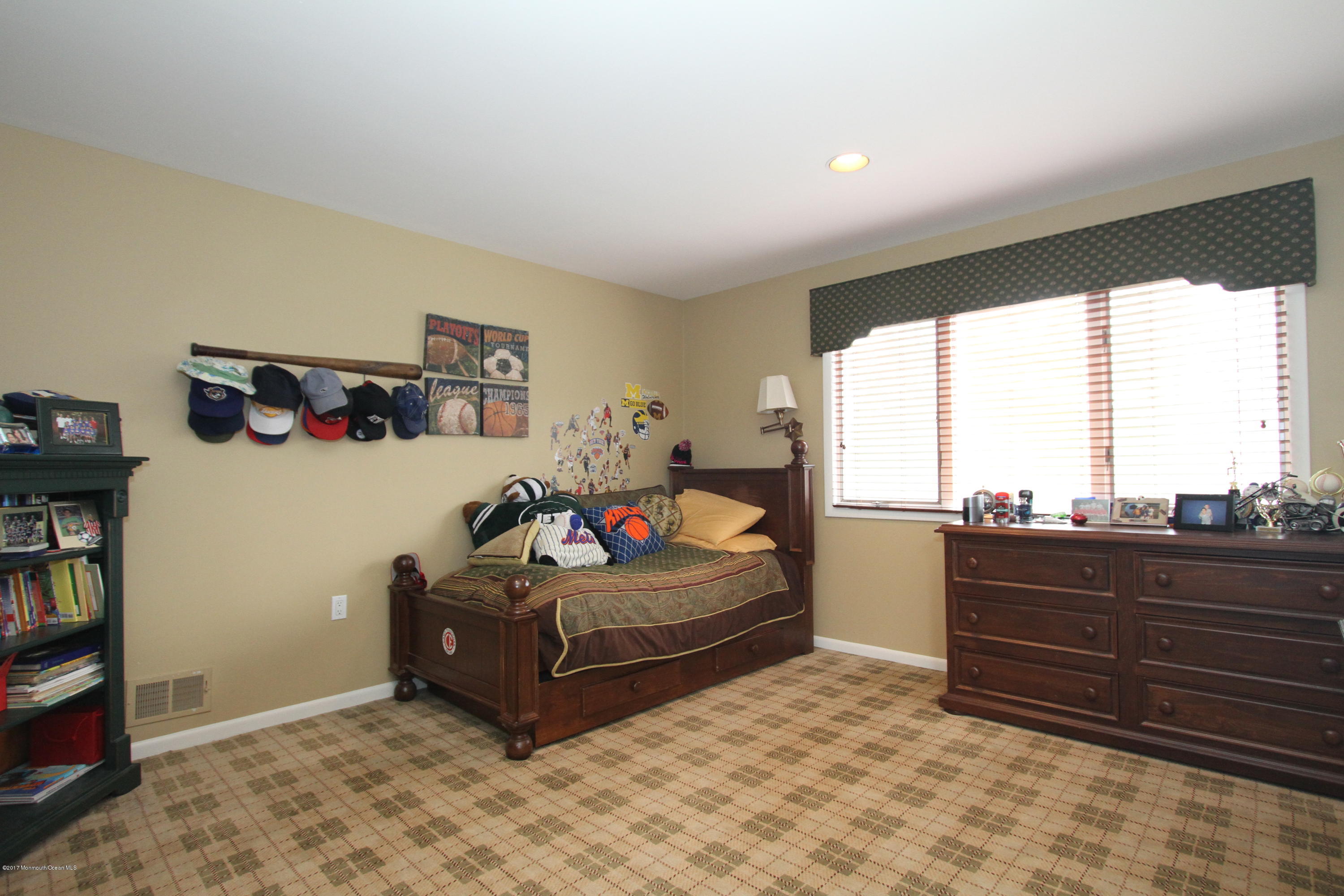 305 Brian Drive Morganville, NJ 07751 - Photo 24 of 41 IMG_8335