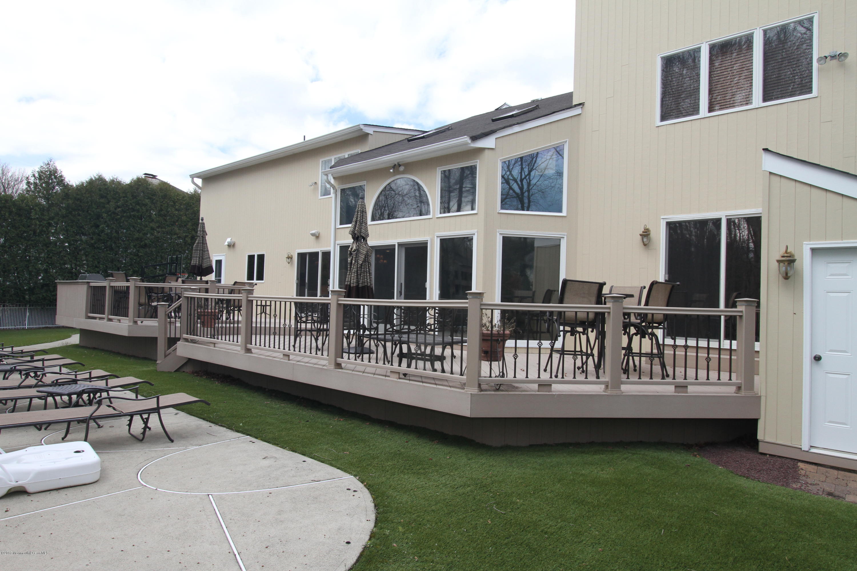 305 Brian Drive Morganville, NJ 07751 - Photo 39 of 41 IMG_8269