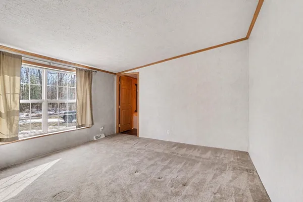 $260,000 | 114 North Bossett Road, Ravenna, MI 49451