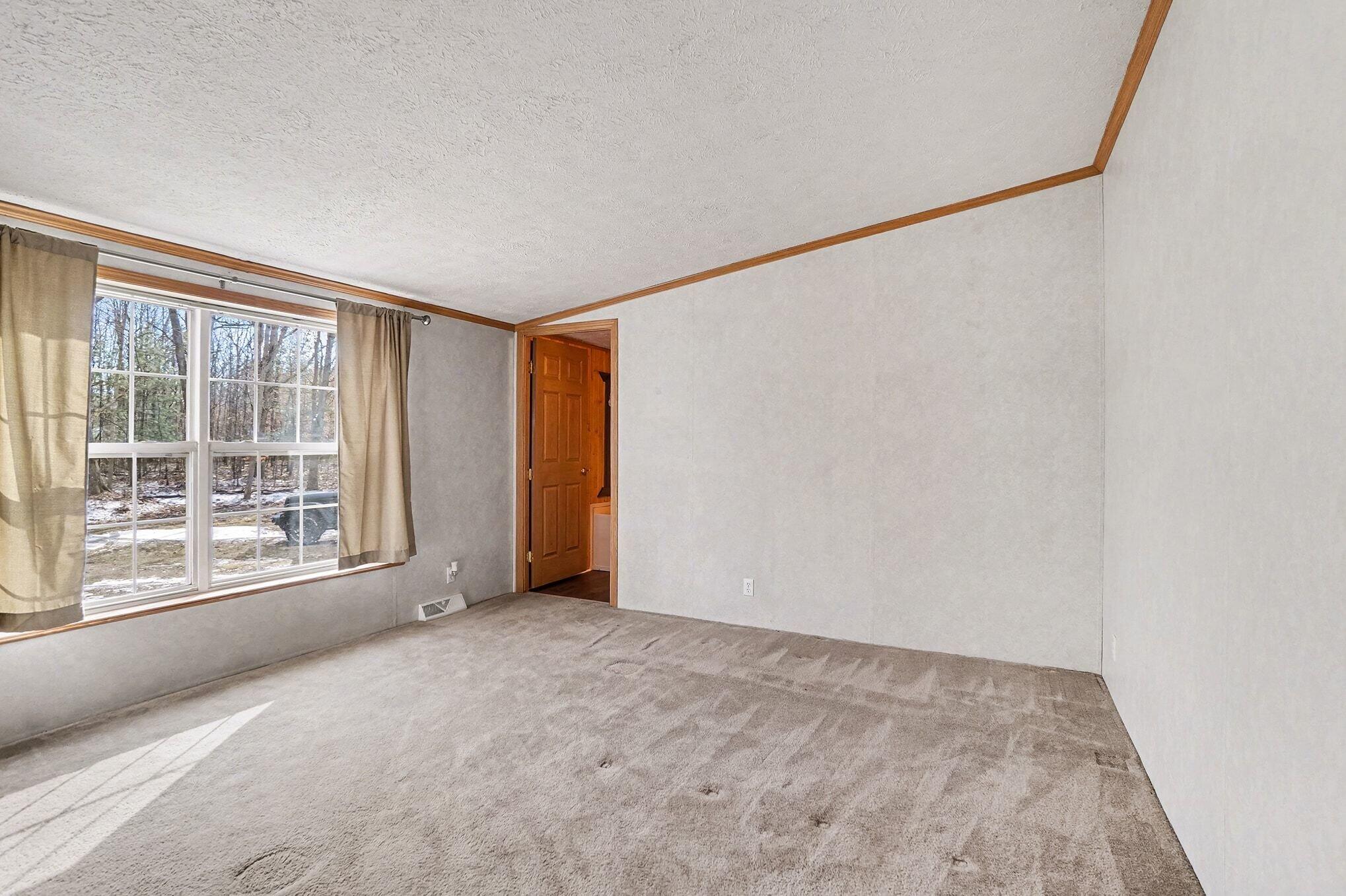 114 North Bossett Road Ravenna, MI 49451 - Photo 13 of 26 023_file_7522