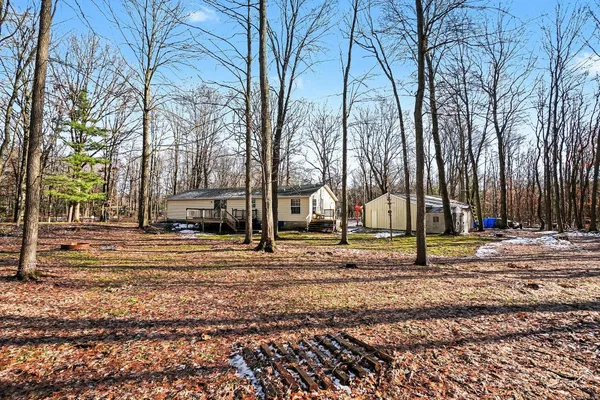 $260,000 | 114 North Bossett Road, Ravenna, MI 49451