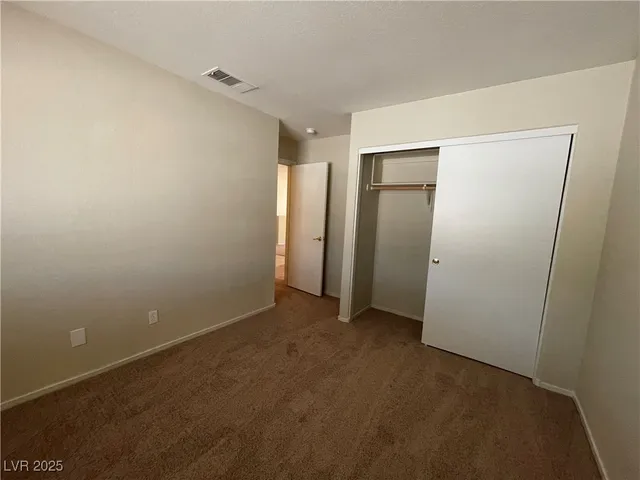 $2,095 | 635 Dan Street, Henderson, NV 89015