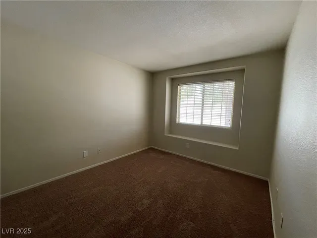 $2,095 | 635 Dan Street, Henderson, NV 89015