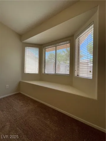 $2,095 | 635 Dan Street, Henderson, NV 89015