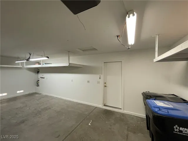 $2,095 | 635 Dan Street, Henderson, NV 89015