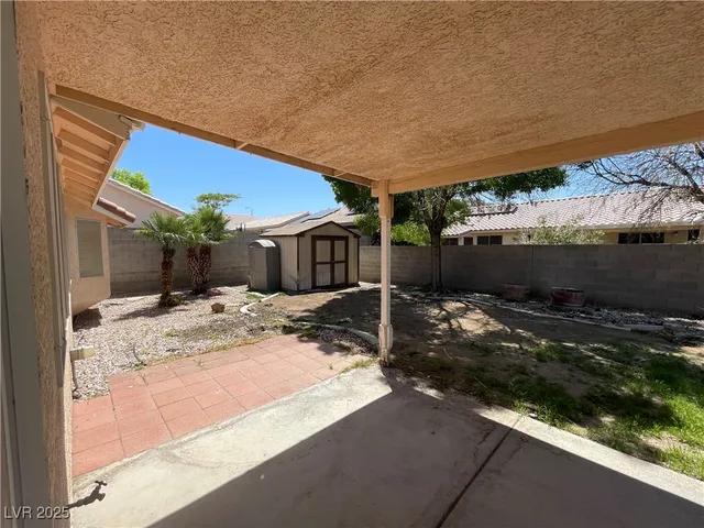 $2,095 | 635 Dan Street, Henderson, NV 89015