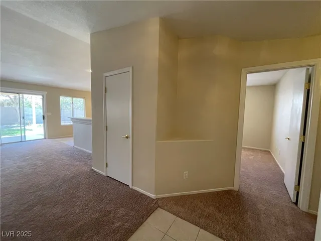 $2,095 | 635 Dan Street, Henderson, NV 89015