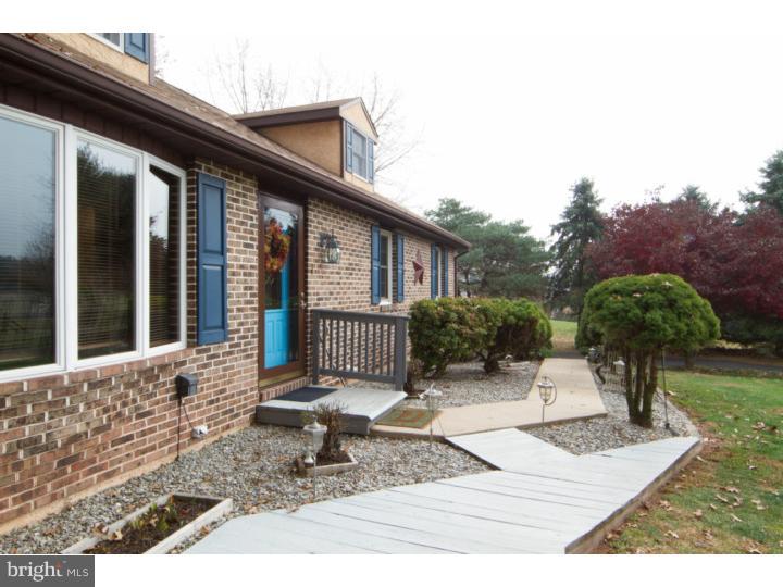 427 Kulp Road Pottstown, PA 19465 - Photo 3 of 25 Exterior Front
