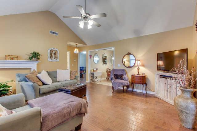 1302 Ripken Court Murfreesboro, TN 37129 - Photo 8 of 15 Cozy setting for spending time in your home!