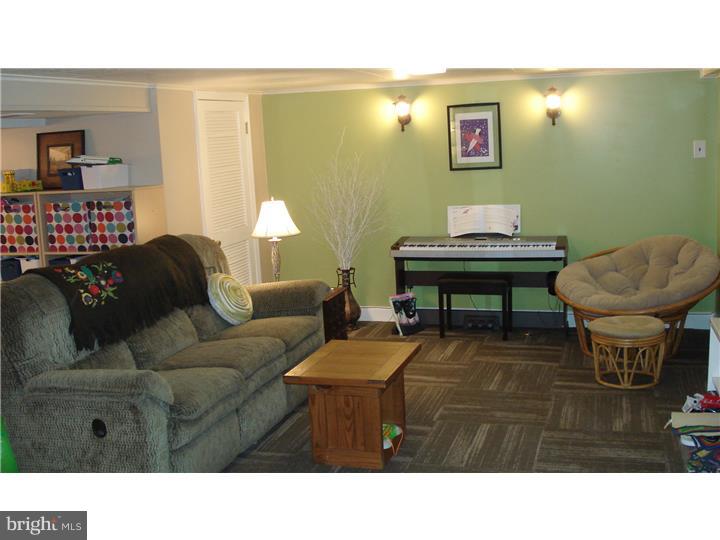 490 Beatty Road Springfield, PA 19064 - Photo 16 of 22