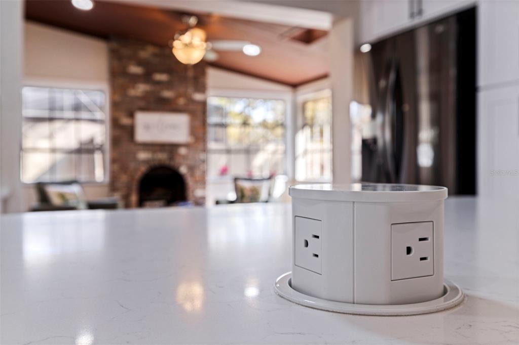 2901 Pelham Road North St. Petersburg, FL 33710 - Photo 17 of 48