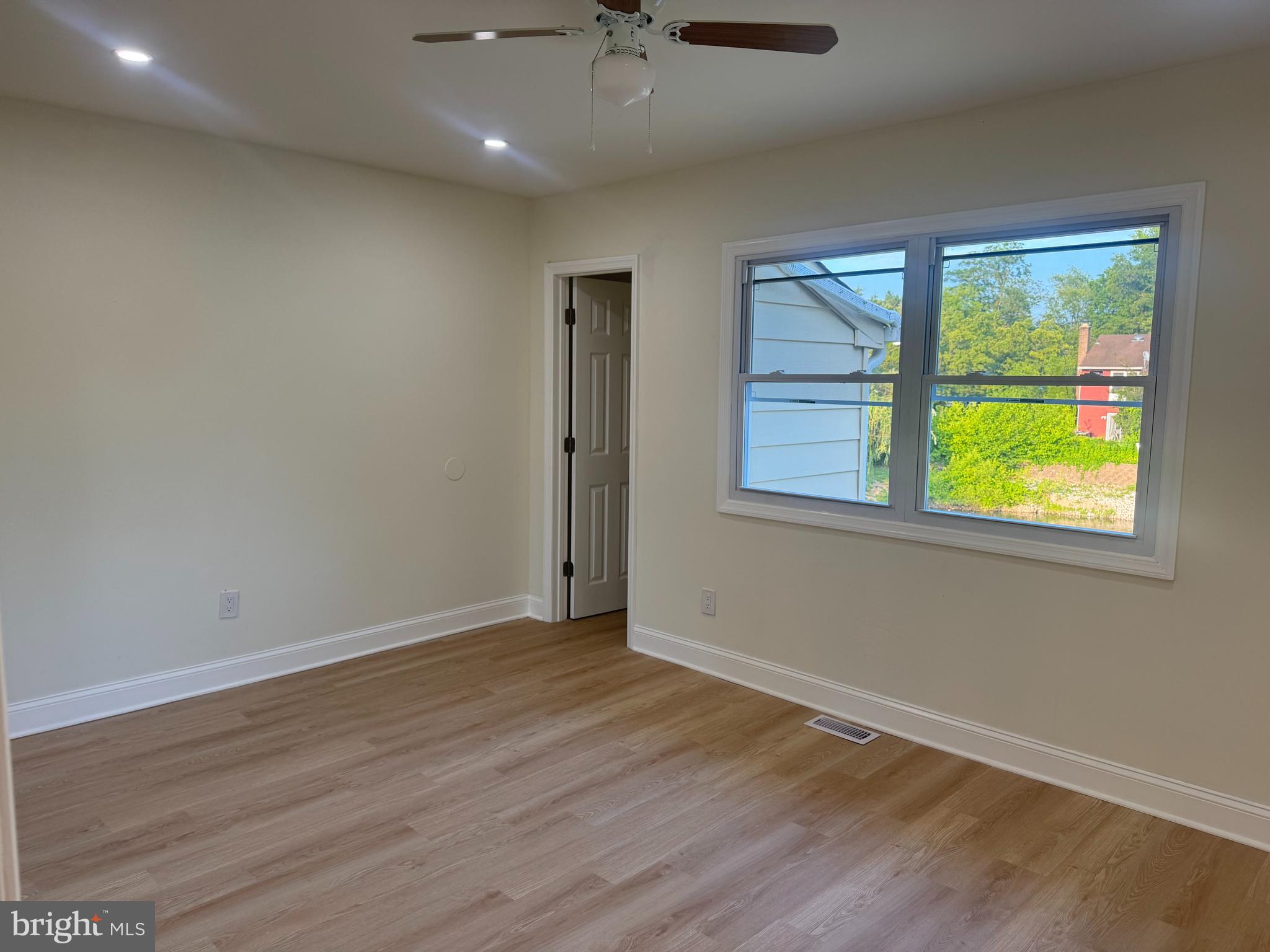 6 Via Cascata Drive Clementon, NJ 08021 - Photo 11 of 17