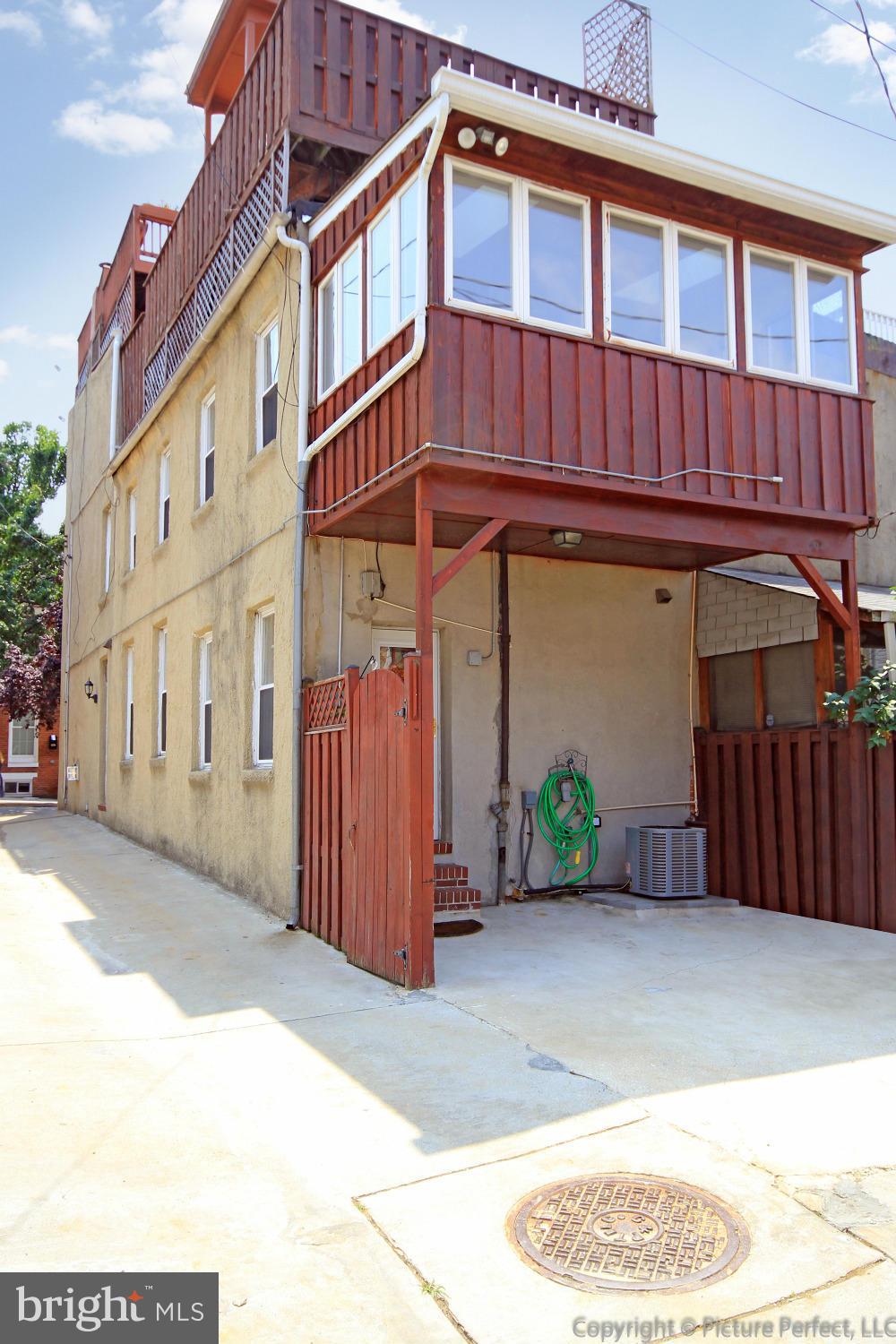 136 Gittings Street Baltimore, MD 21230 - Photo 20 of 30 Exterior (Rear)