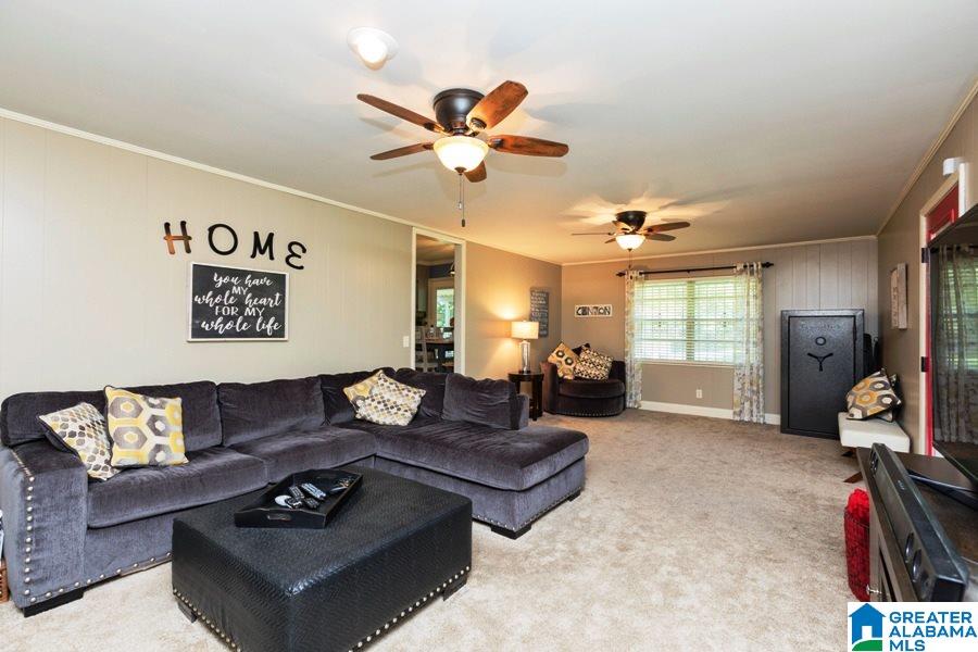 917 Pinewood Avenue Bessemer, AL 35023 - Photo 12 of 31