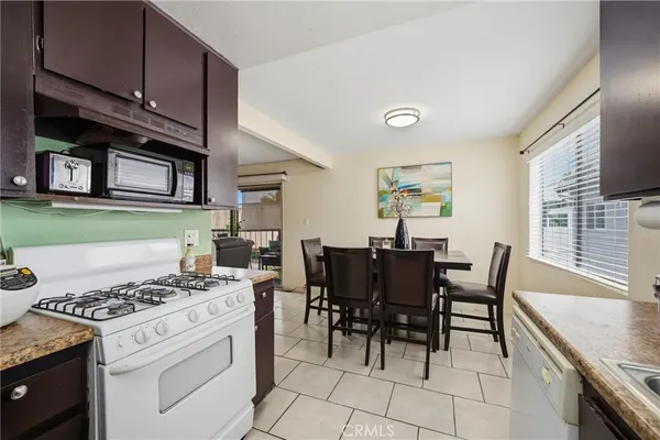$495,000 | 16322 Eucalyptus Avenue, Unit 7, Bellflower, CA 90706
