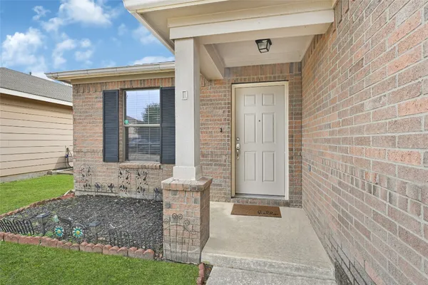 $255,000 | 7906 Yaupon View Drive, Cypress, TX 77433