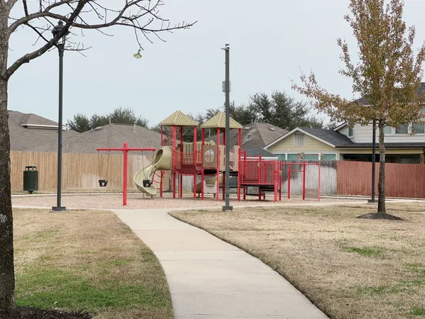 $255,000 | 7906 Yaupon View Drive, Cypress, TX 77433