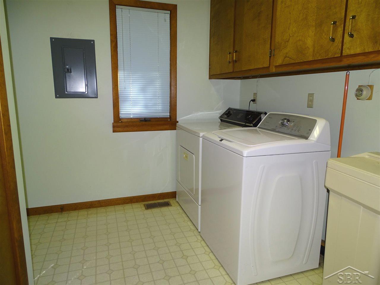 41 South 9 Mile Road Midland, MI 48640 - Photo 21 of 21 31394039-20.JPG