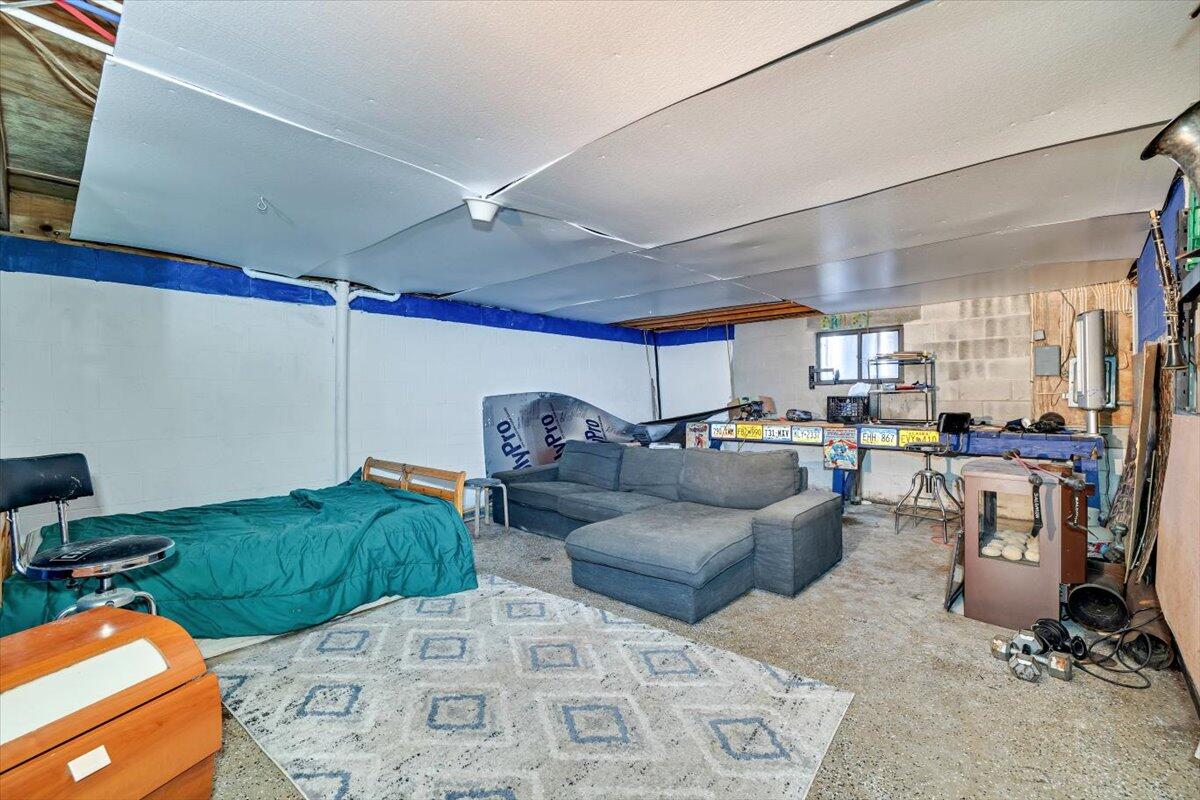 6444 Crestview Road Swiftwater, PA 18370 - Photo 37 of 40 39-Photo-38