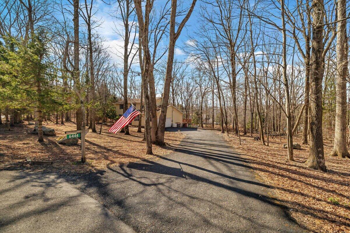 6444 Crestview Road Swiftwater, PA 18370 - Photo 8 of 40 08-Photo-7