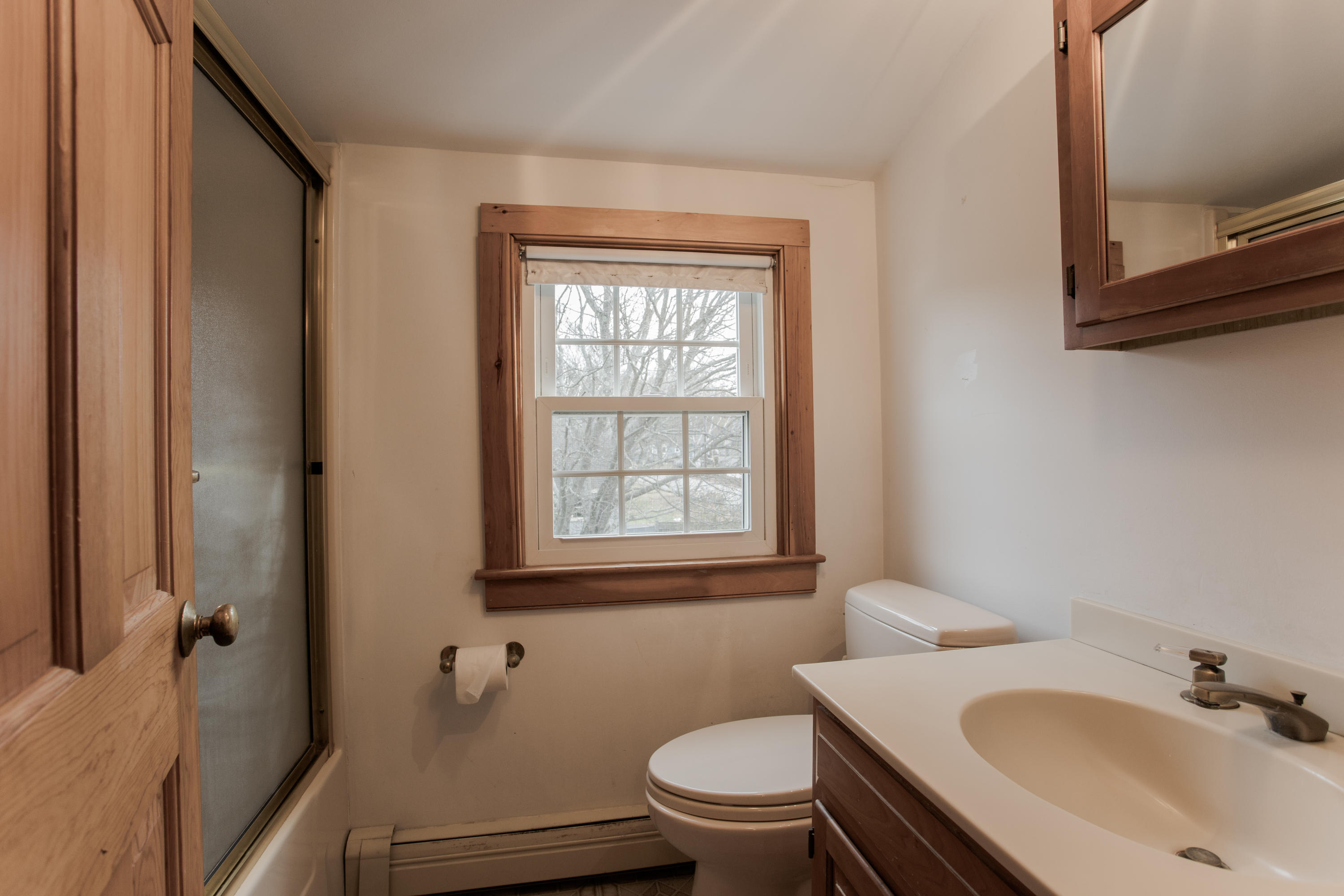 114 Old Post Road Kittery, ME 03904 - Photo 17 of 35 114 Old Post Road