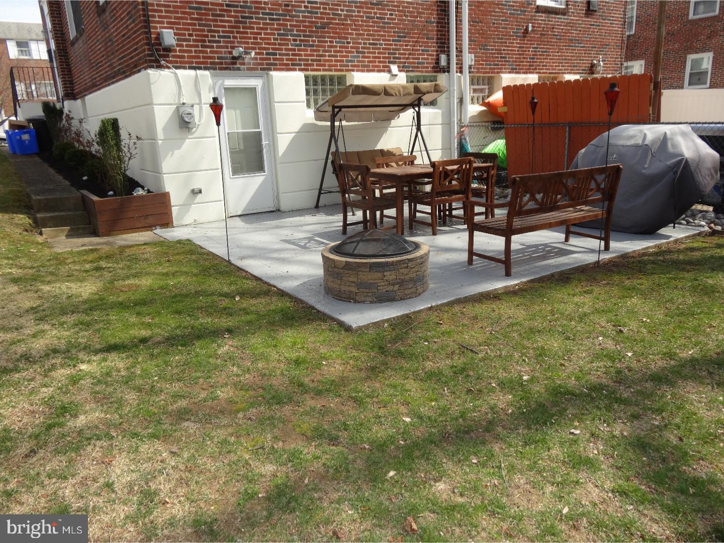 745 Claire Road Philadelphia, PA 19128 - Photo 6 of 25 Patio