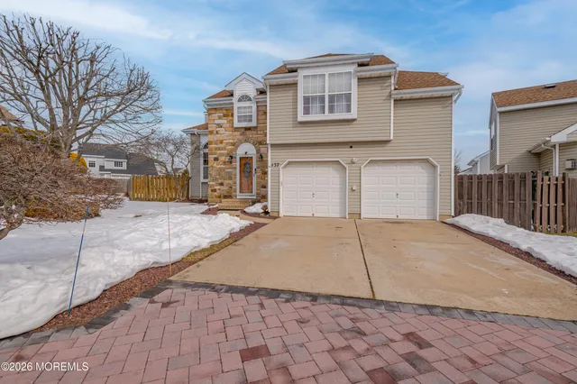$750,000 | 137 Kentucky Way, Freehold, NJ 07728