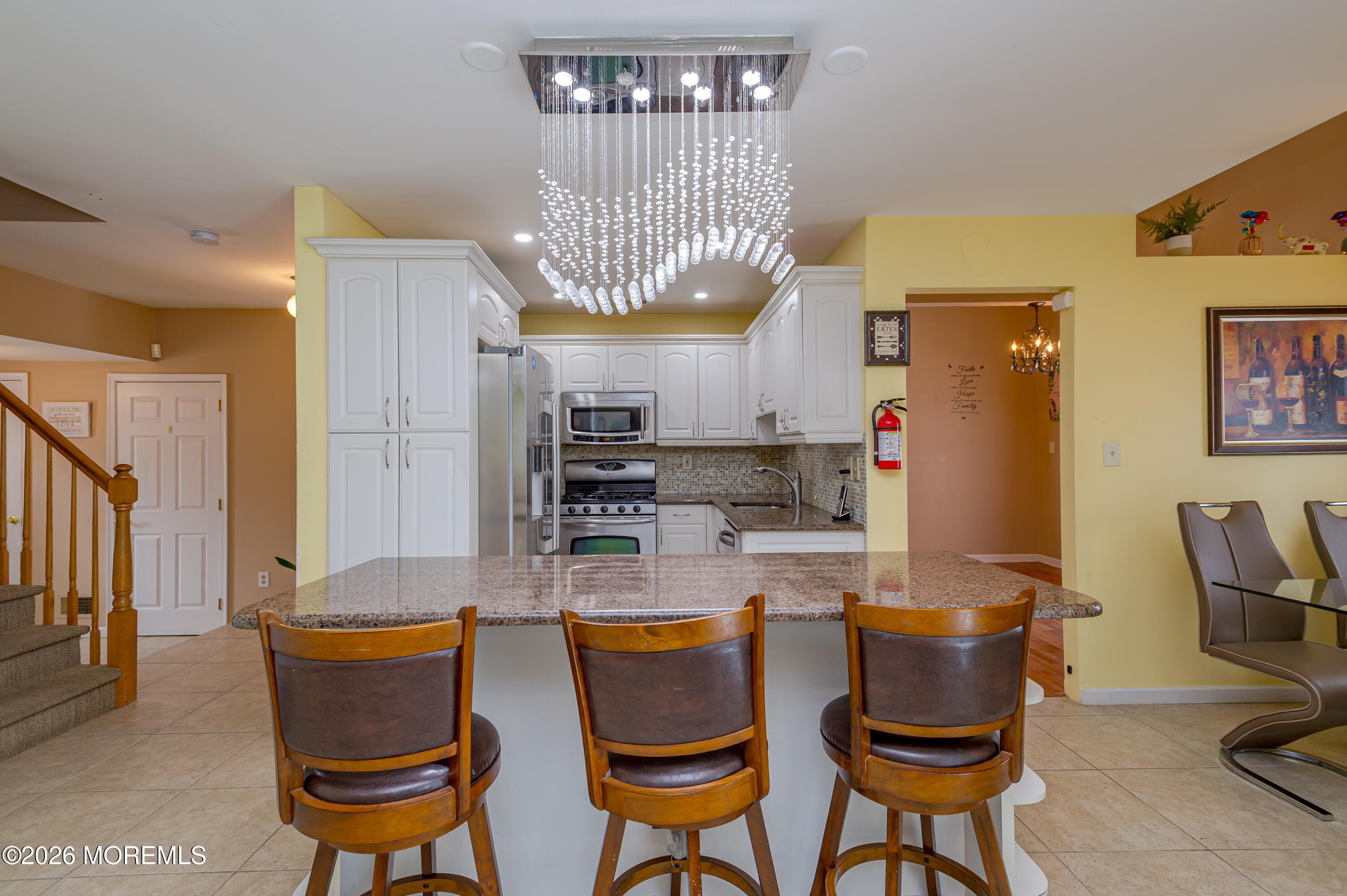 137 Kentucky Way Freehold, NJ 07728 - Photo 11 of 27 Center Island