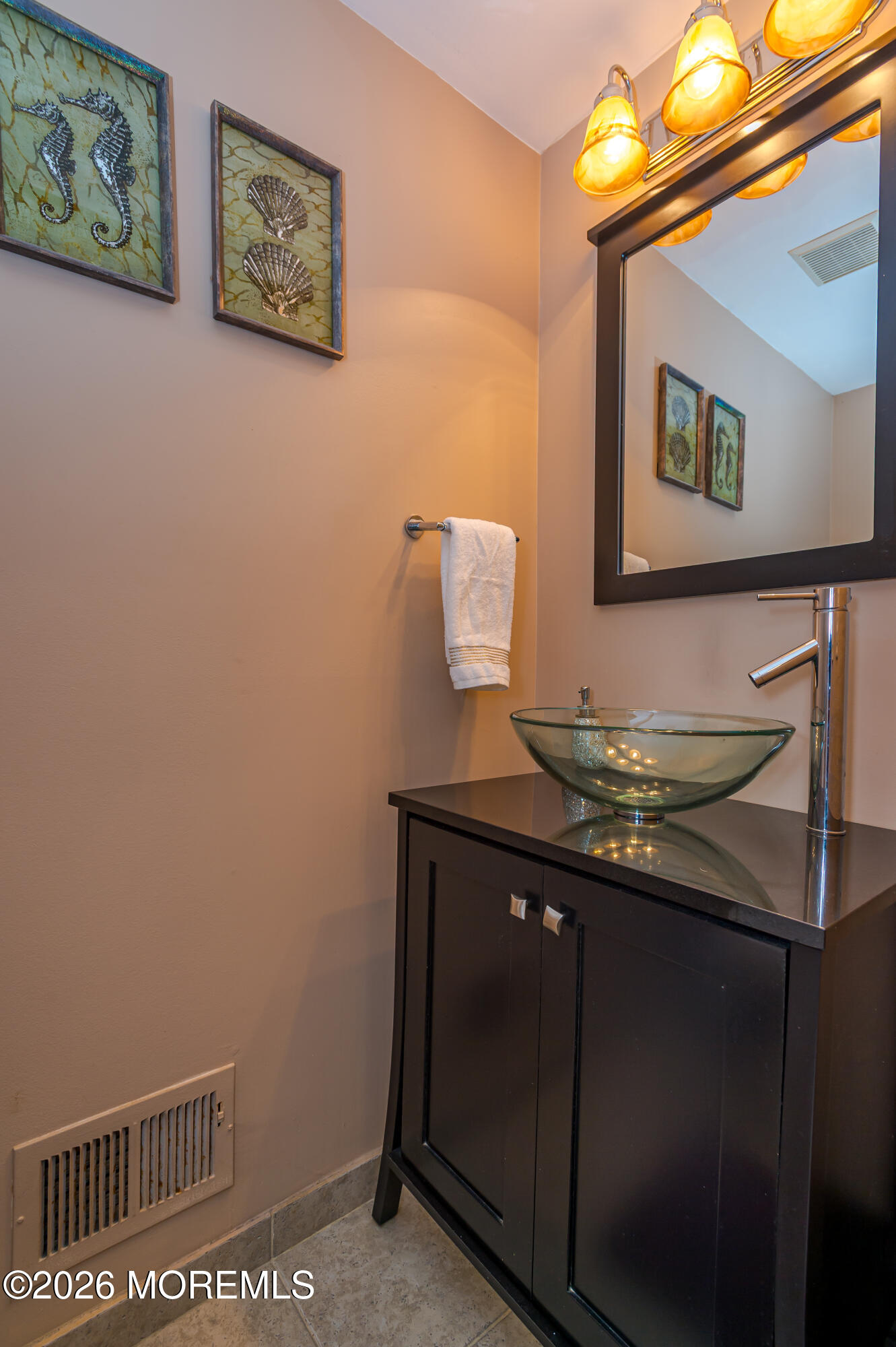 137 Kentucky Way Freehold, NJ 07728 - Photo 8 of 27 Powder Rm