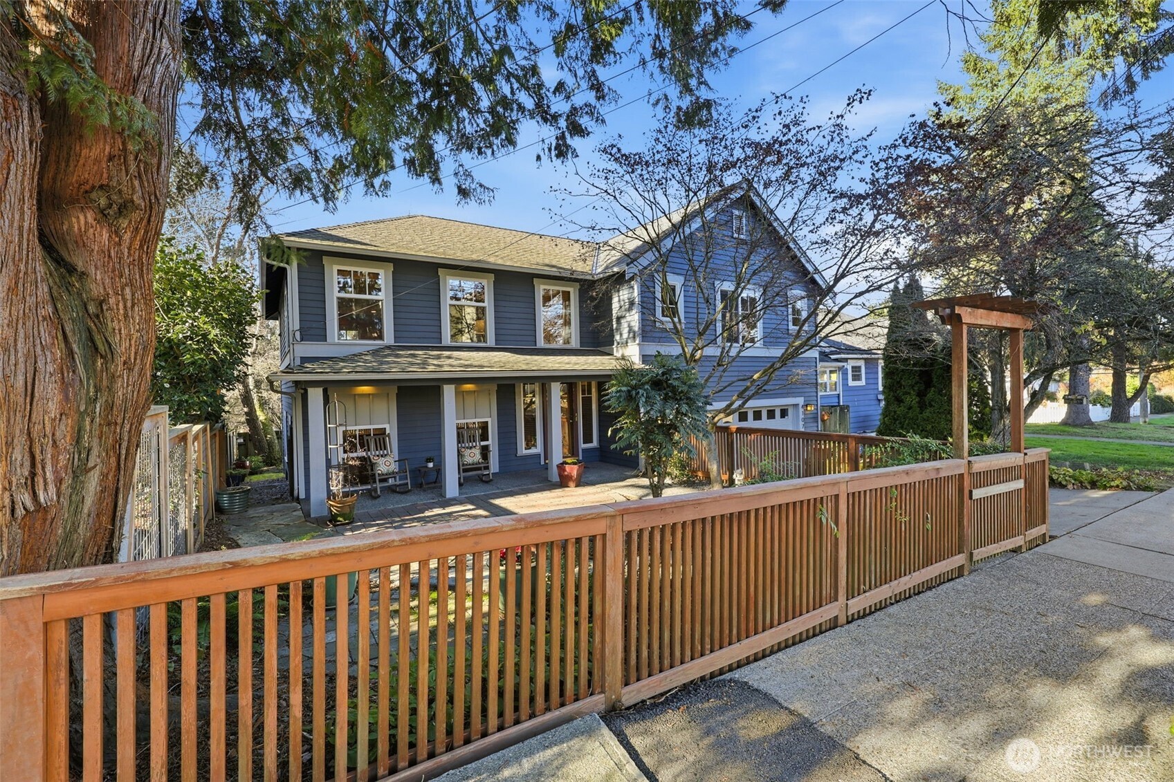 4107 20th Avenue Southwest Seattle, WA 98106 - Photo 1 of 37