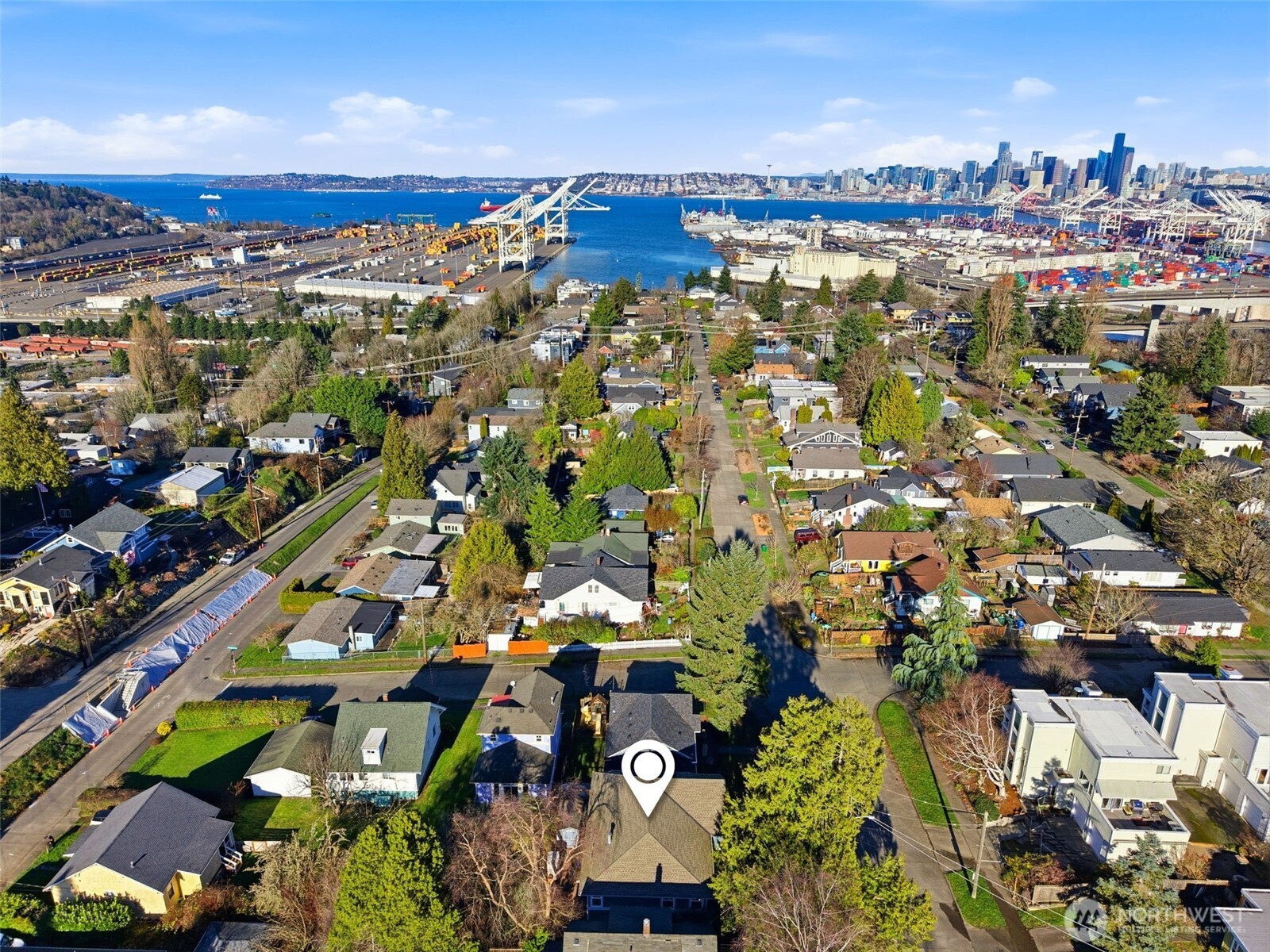 4107 20th Avenue Southwest Seattle, WA 98106 - Photo 33 of 37