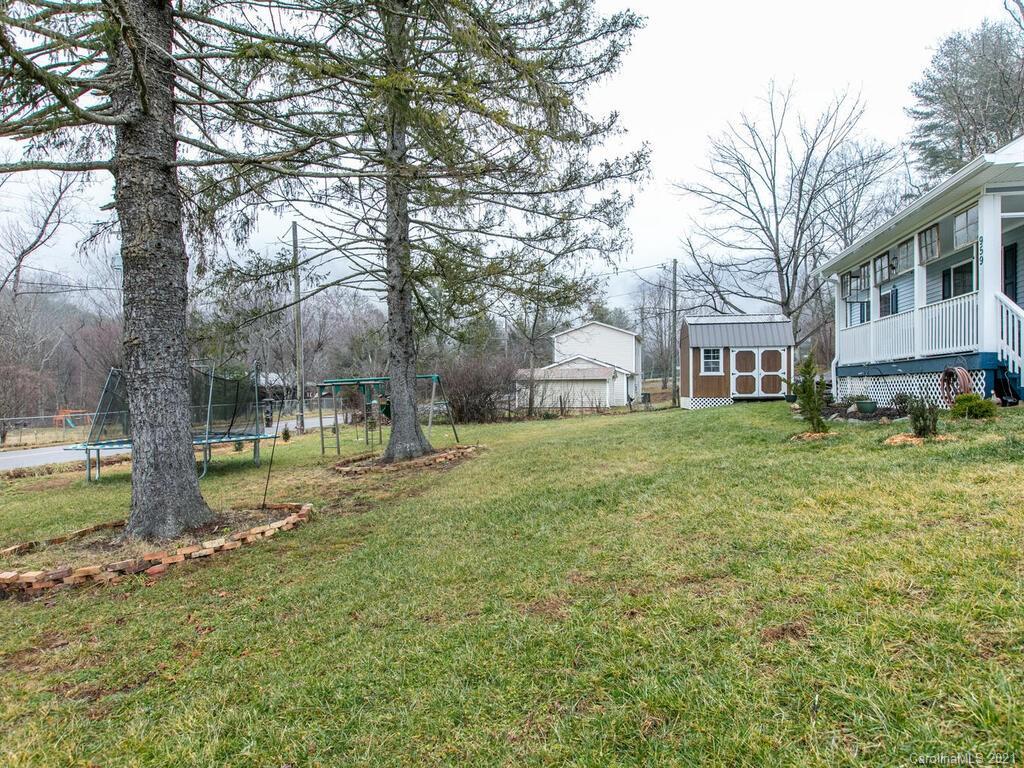 959 Bee Tree Road Swannanoa, NC 28778 - Photo 4 of 42 Gallery Image 4