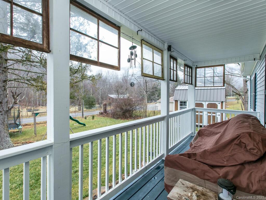 959 Bee Tree Road Swannanoa, NC 28778 - Photo 6 of 42 Gallery Image 6