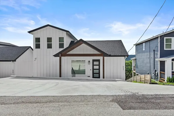 $2,500 | 537 Dusty Saddle, Canyon Lake, TX 78133